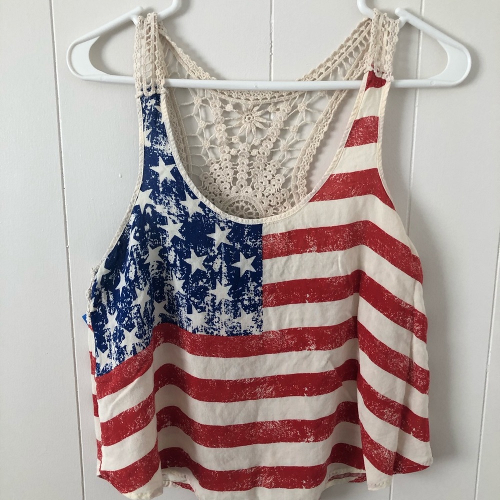 tank top w/ flag on it